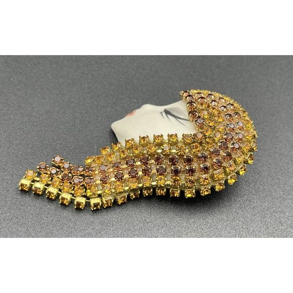 Amber Rhinestone Egyptian Flapper Lady Face Head Brooch Signed CW - Picture 2 of 7